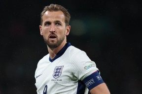 九游娱乐-凯恩在法国队比赛中精彩发挥，战术调整引发热议！的简单介绍